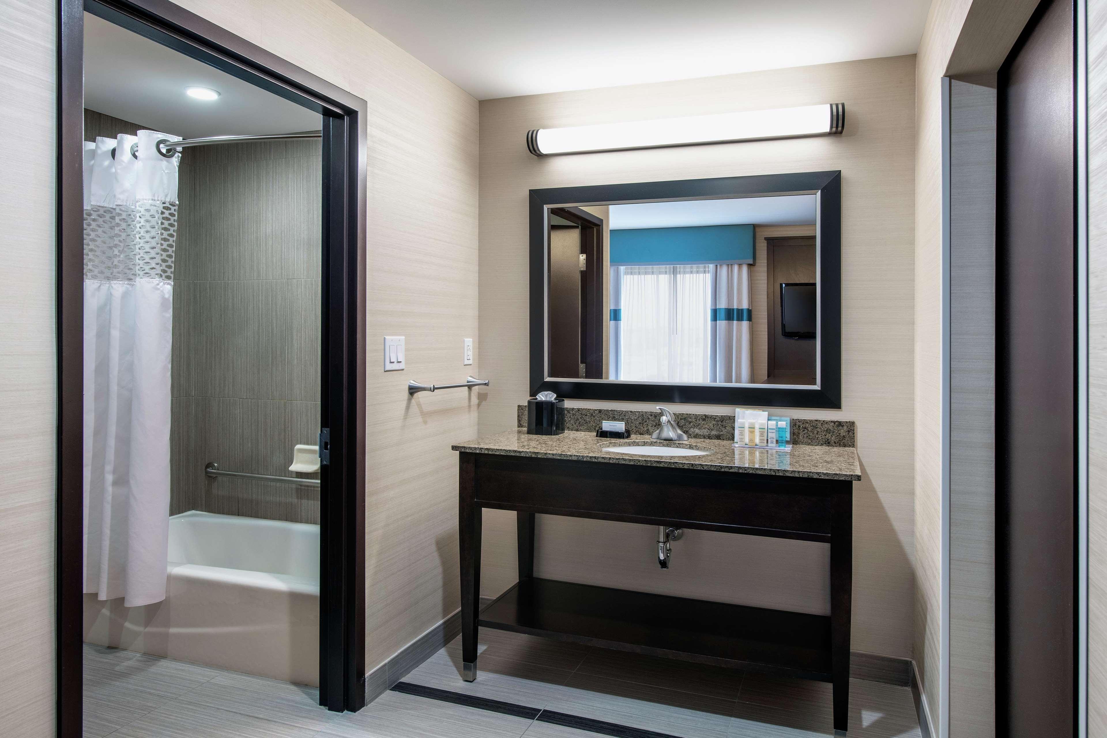 Hampton Inn By Hilton Winnipeg Kültér fotó