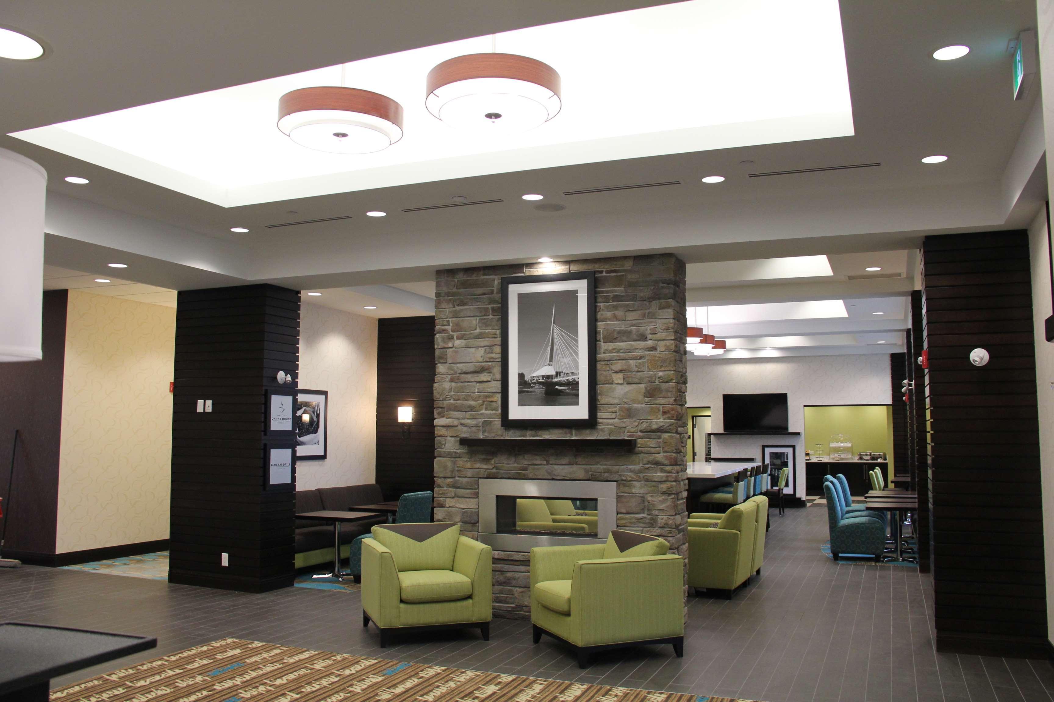 Hampton Inn By Hilton Winnipeg Kültér fotó
